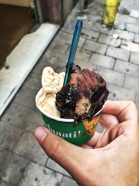 helado Paradise y cappuccino